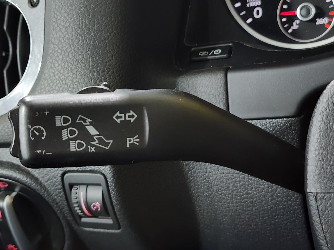 Volkswagen Tiguan  2013