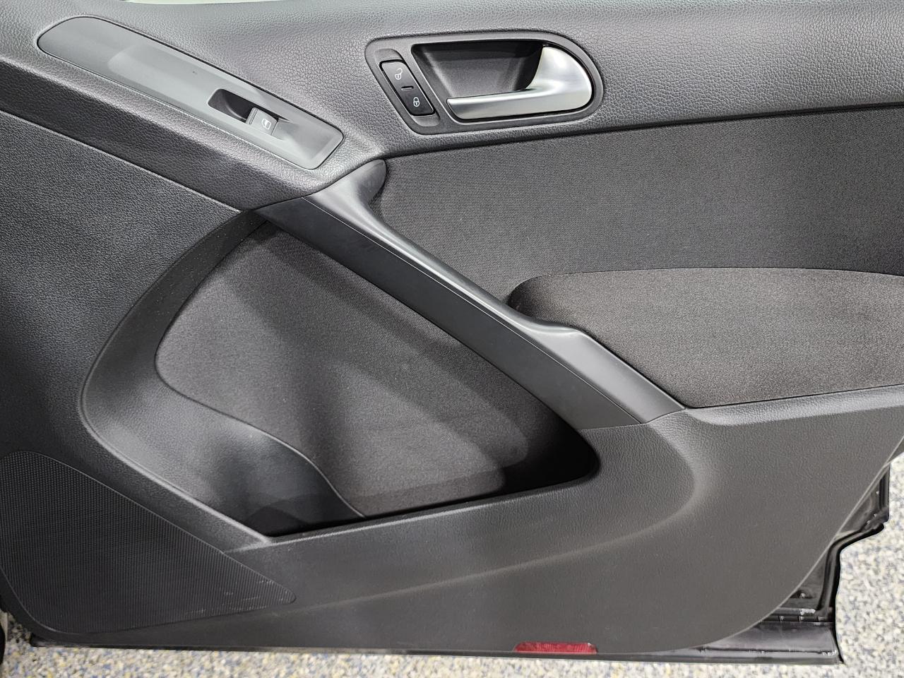 Volkswagen Tiguan  2013