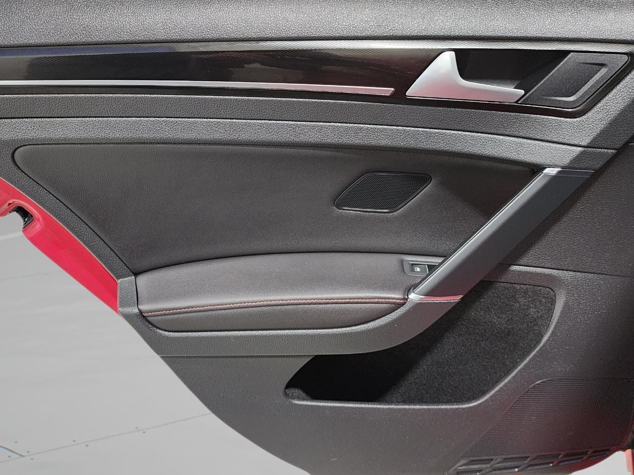 Volkswagen GTI  2016