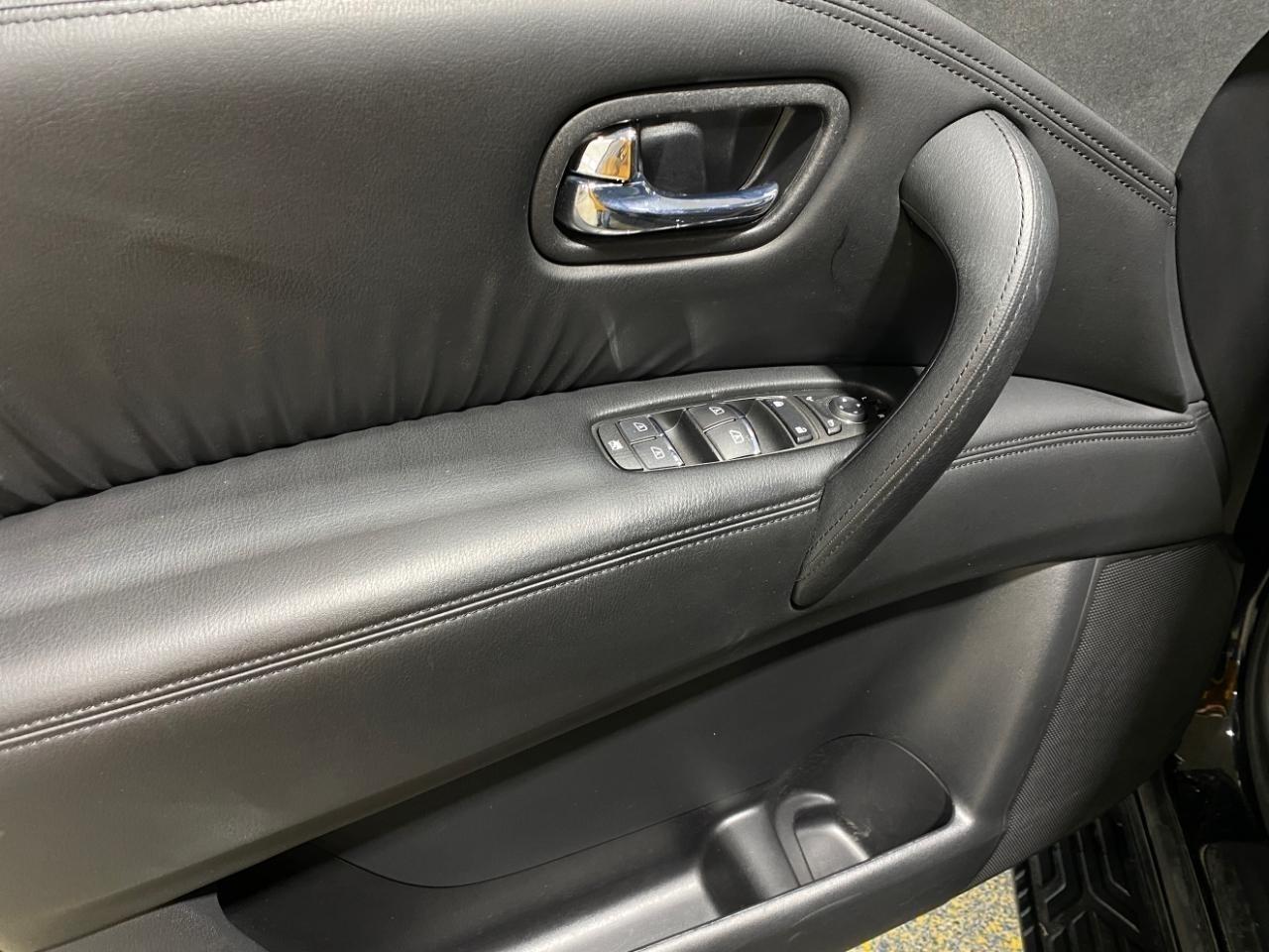 Nissan Armada SV AWD 2021
