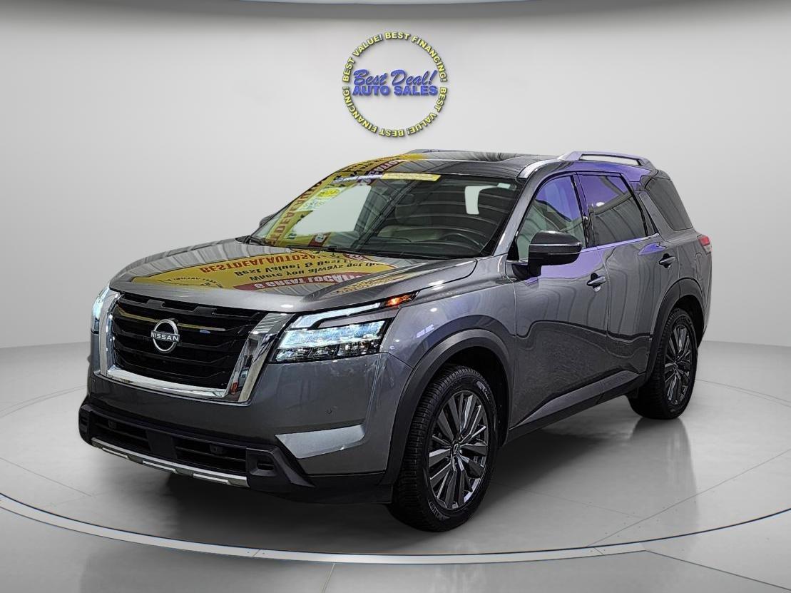 Nissan Pathfinder  2024