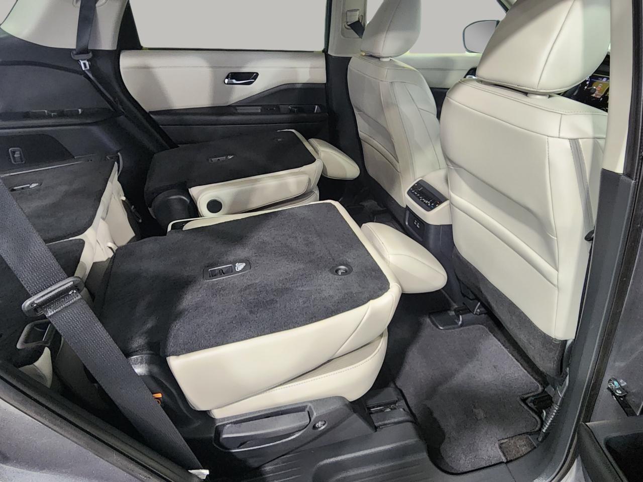 Nissan Pathfinder  2024