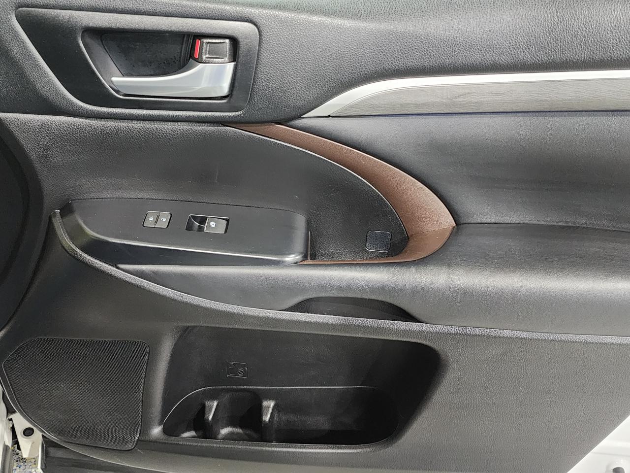 Toyota Highlander  2018