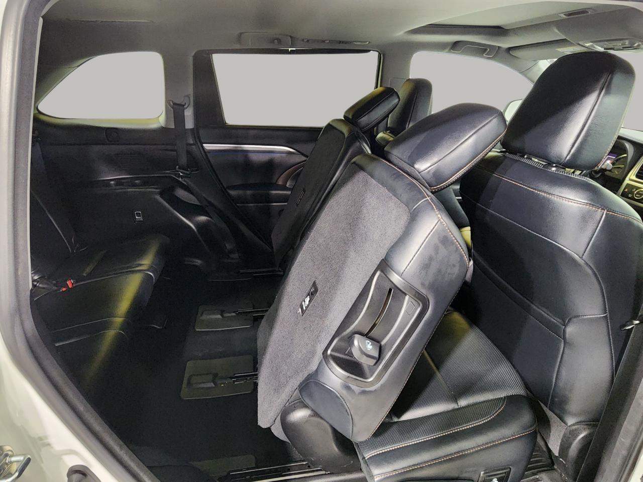 Toyota Highlander  2018