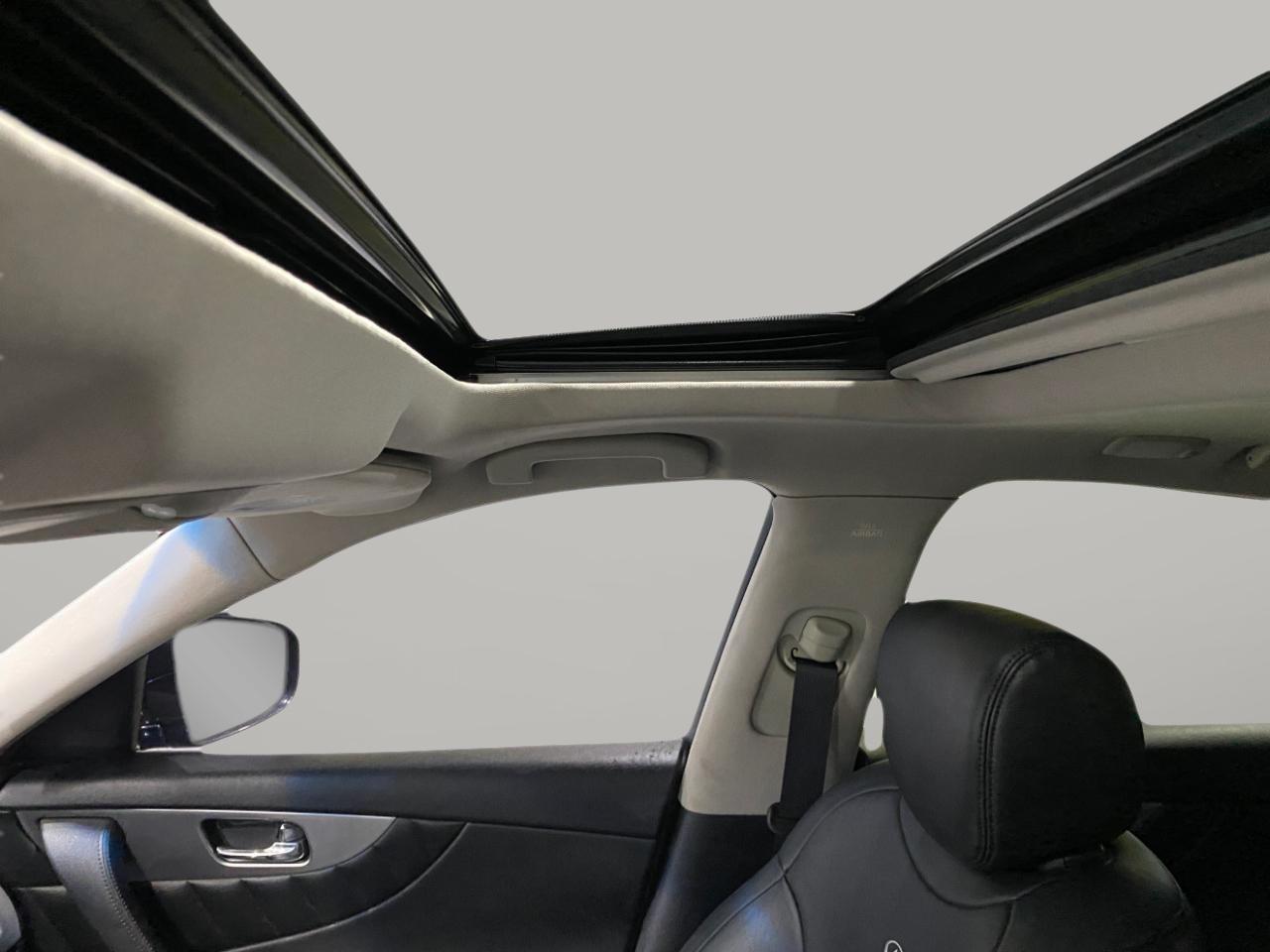 Infiniti FX FX35 AWD 2012