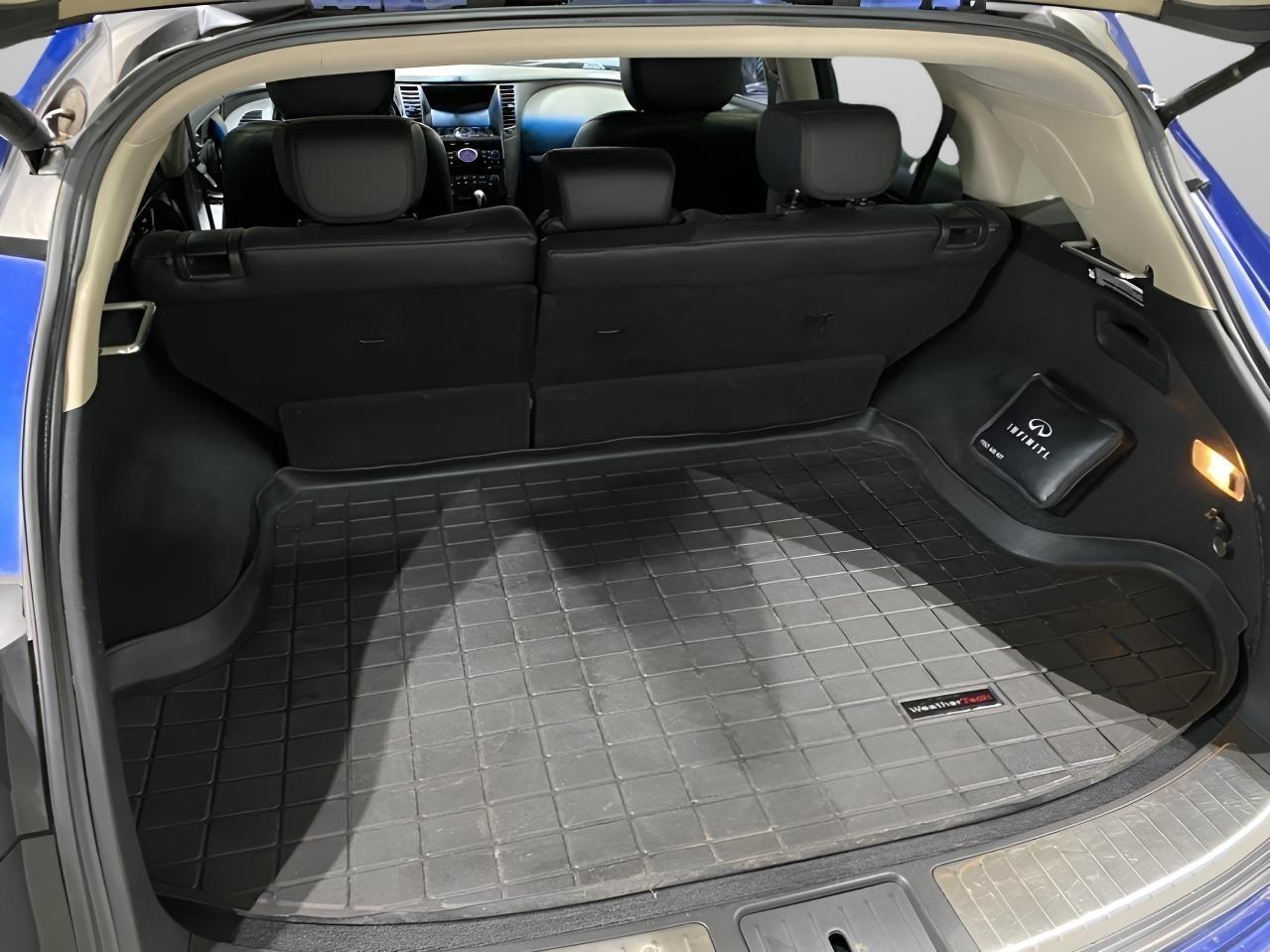 Infiniti FX FX35 AWD 2012