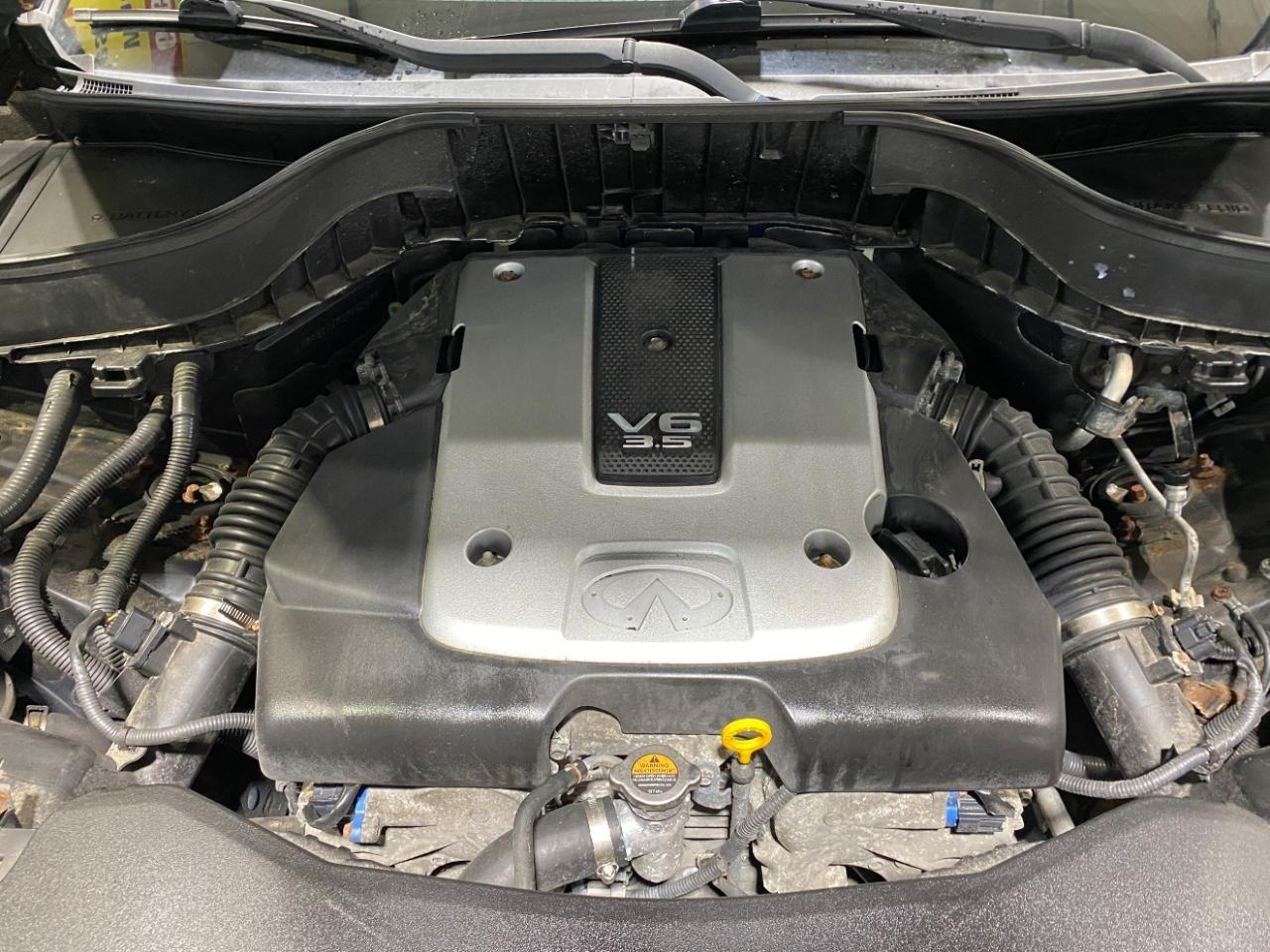 Infiniti FX FX35 AWD 2012