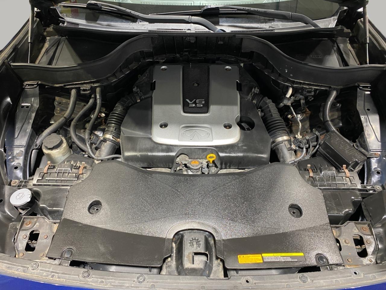 Infiniti FX FX35 AWD 2012