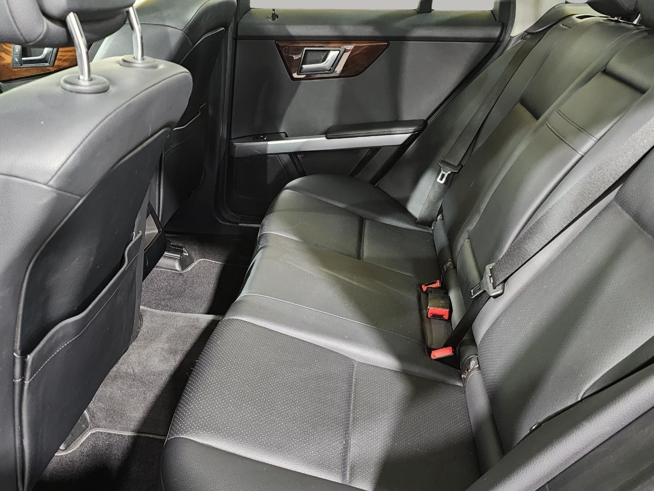 Mercedes-Benz GLK-Class  2015