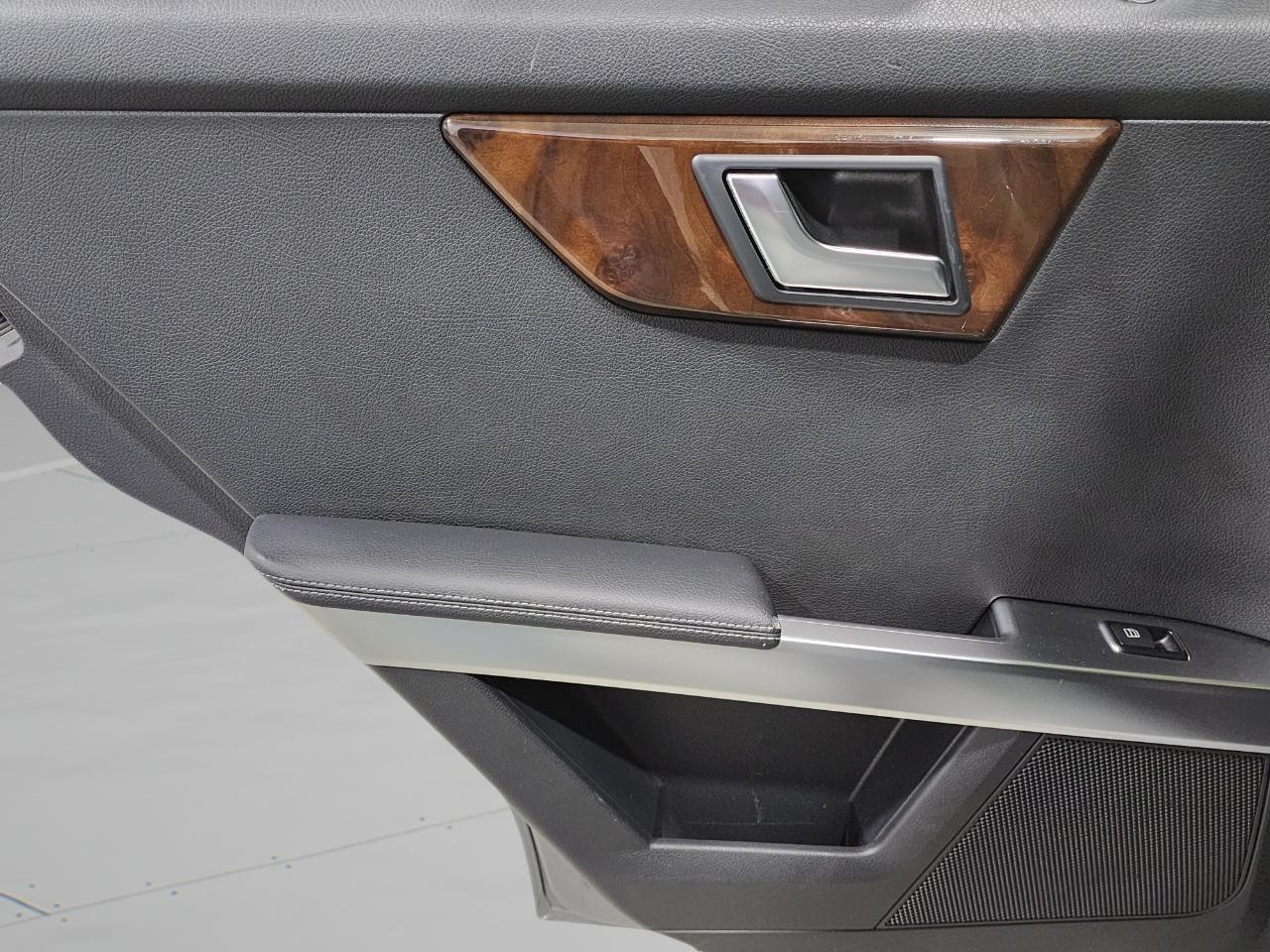 Mercedes-Benz GLK-Class  2015