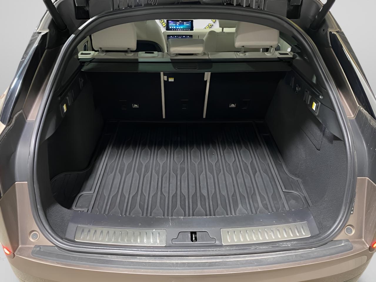 Land Rover Range Rover Velar R-Dynamic SE 2018