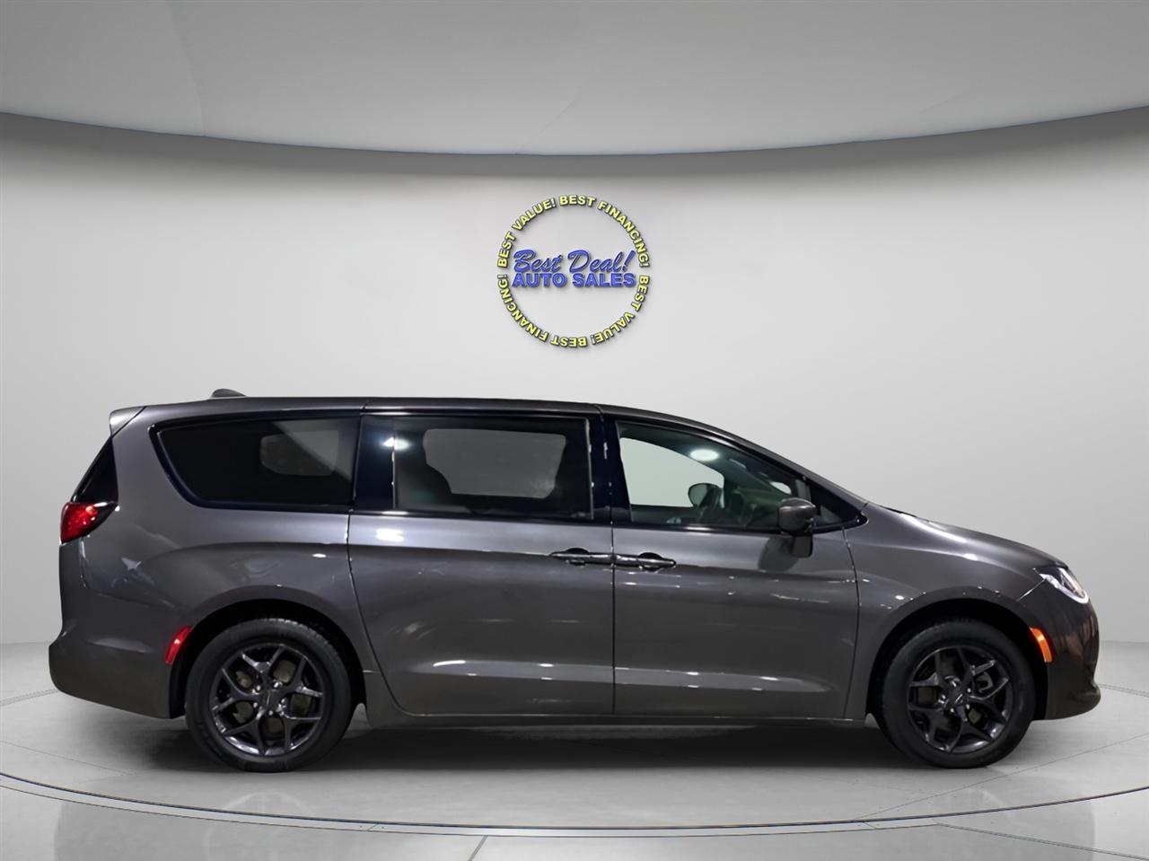 Chrysler Pacifica Touring Plus 2018