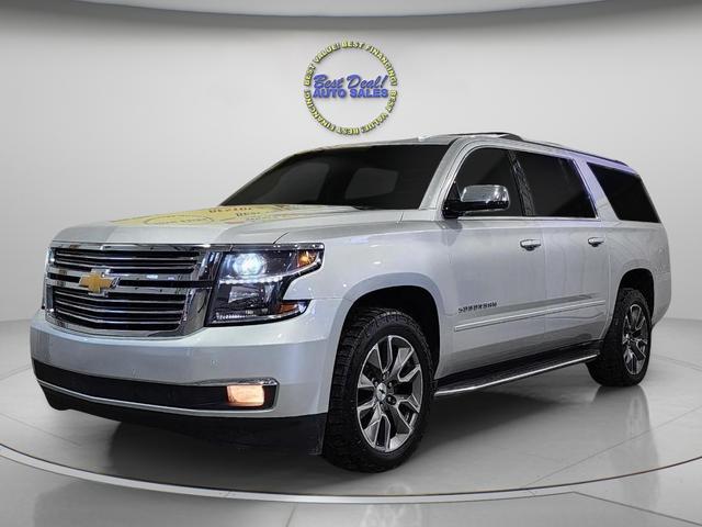 Silver 2018 Chevrolet Suburban SUV / Crossover Four-Wheel Drive Automatic