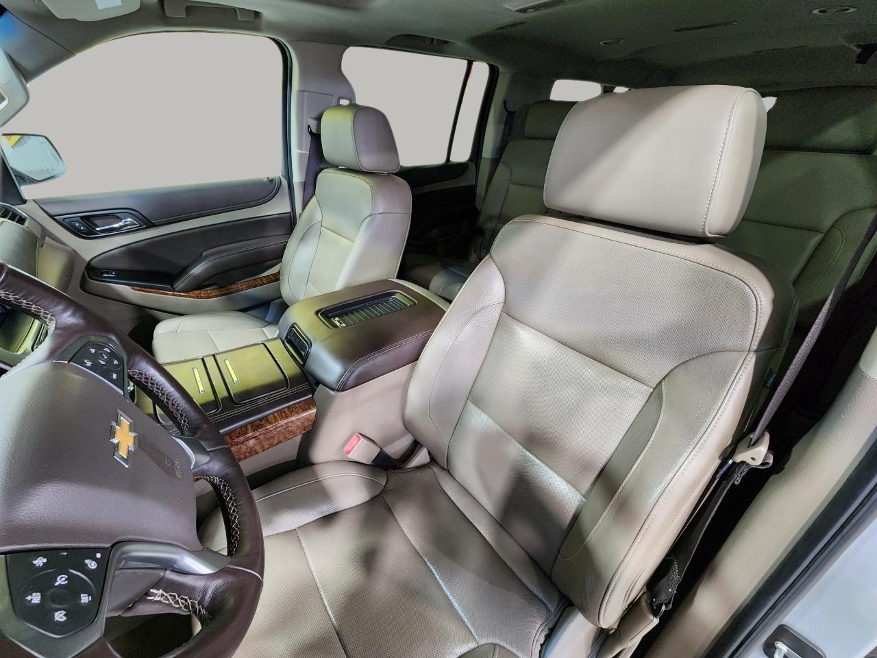 2018 Chevrolet Suburban Premier - Photo 14