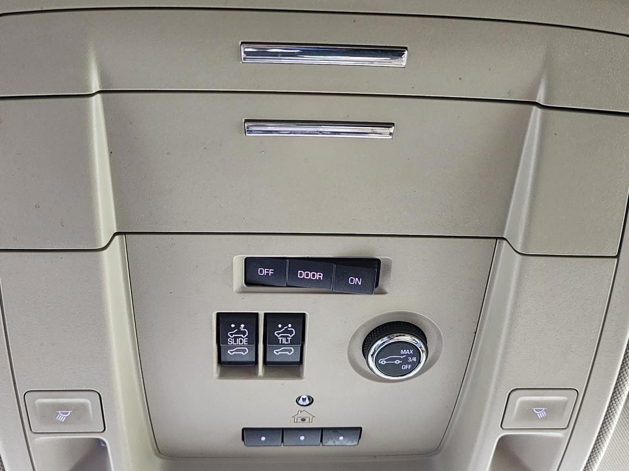 2018 Chevrolet Suburban Premier - Photo 21