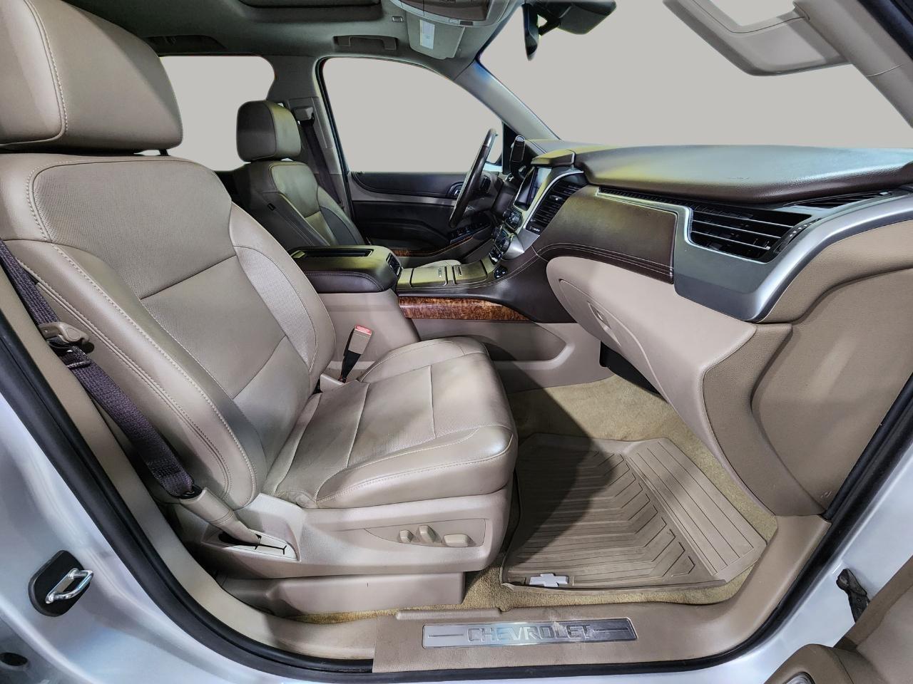 2018 Chevrolet Suburban Premier - Photo 28