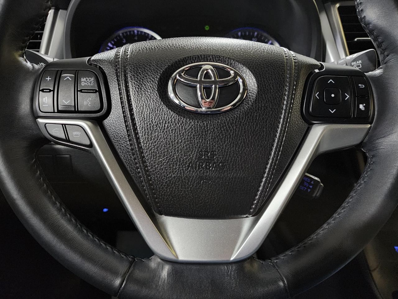 Toyota Highlander  2015