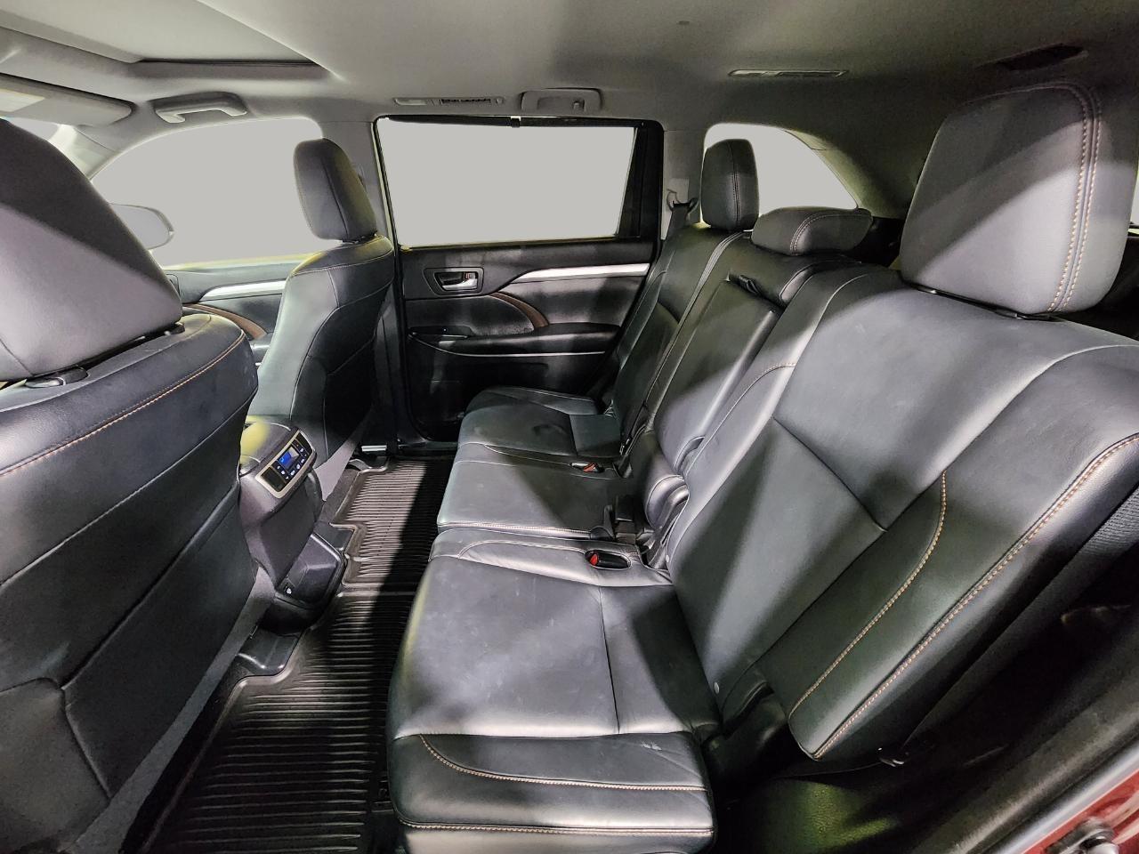 Toyota Highlander  2015