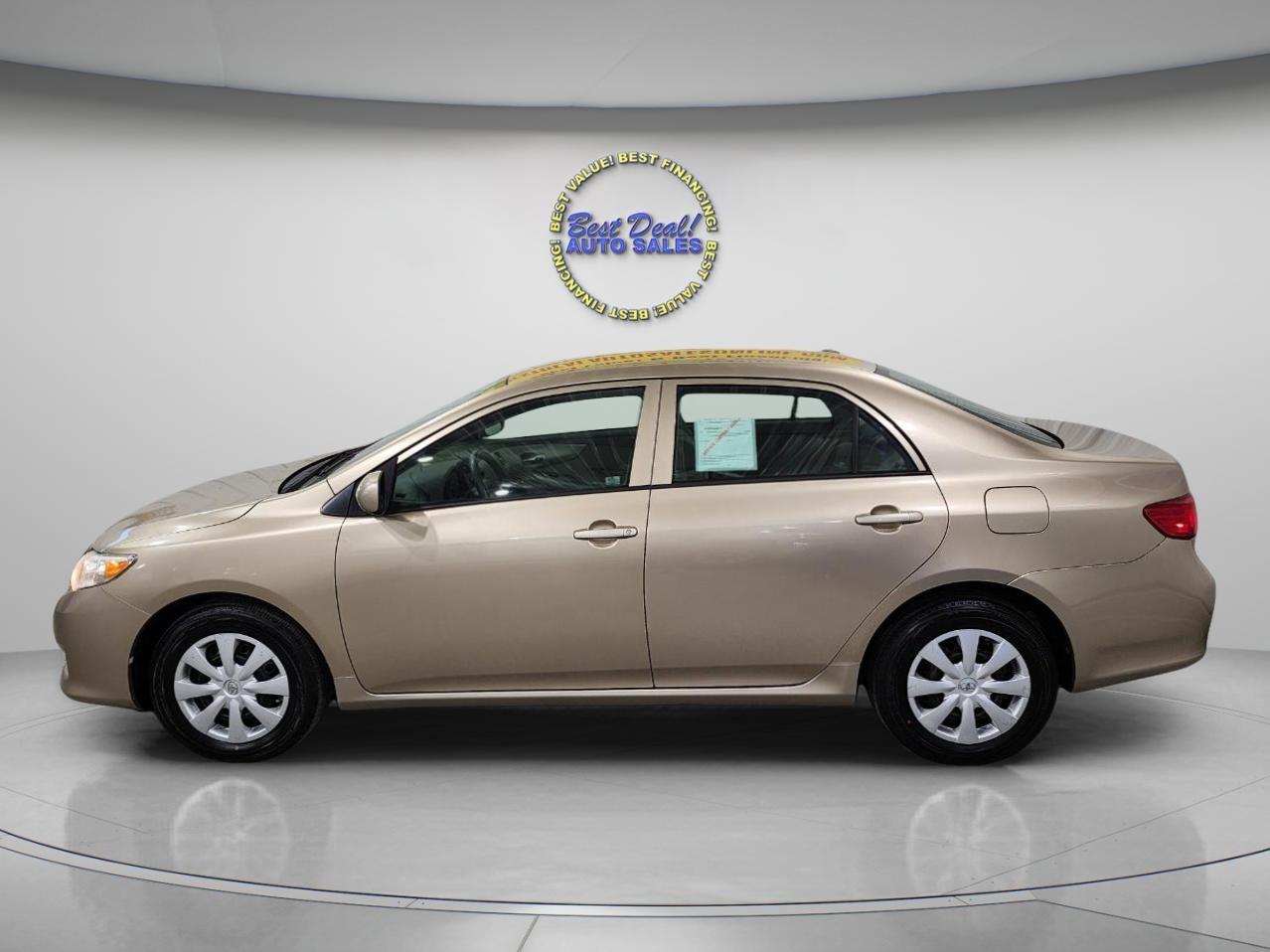 Toyota Corolla  2010
