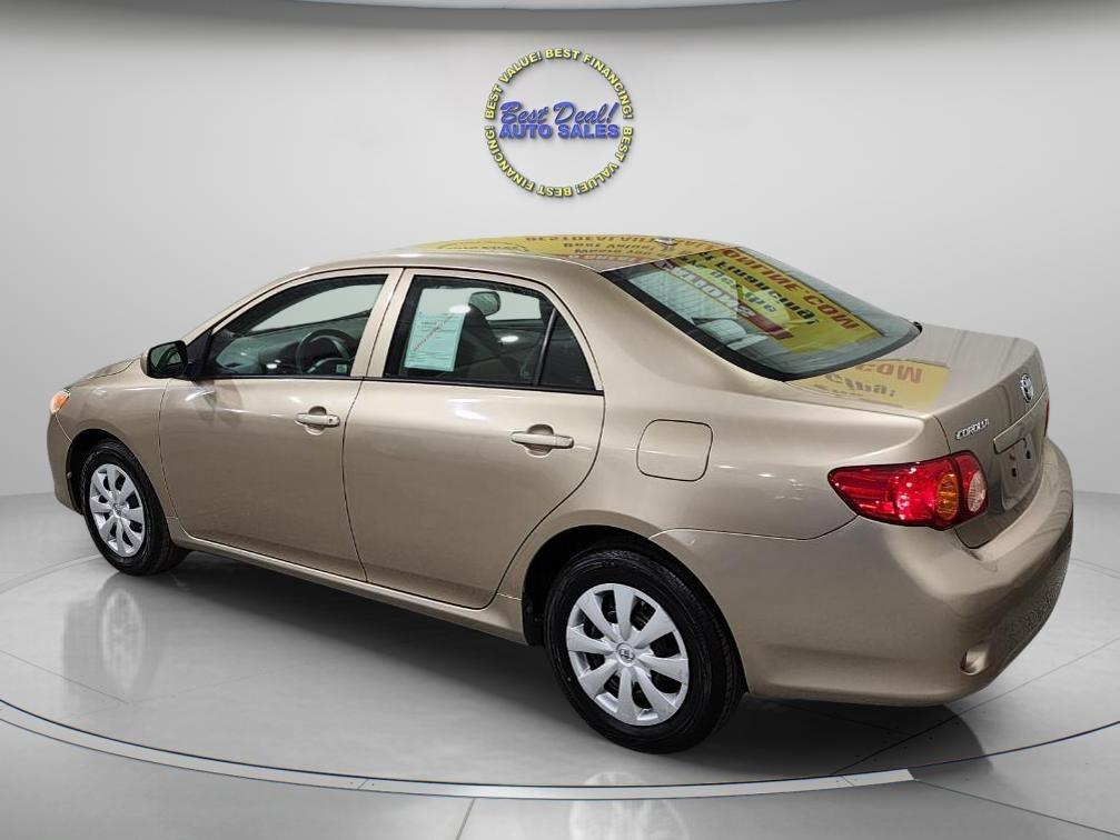 Toyota Corolla  2010