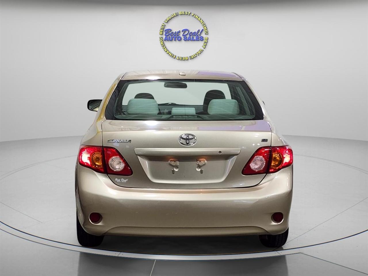 Toyota Corolla  2010