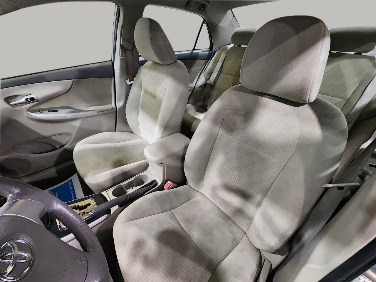 Toyota Corolla  2010