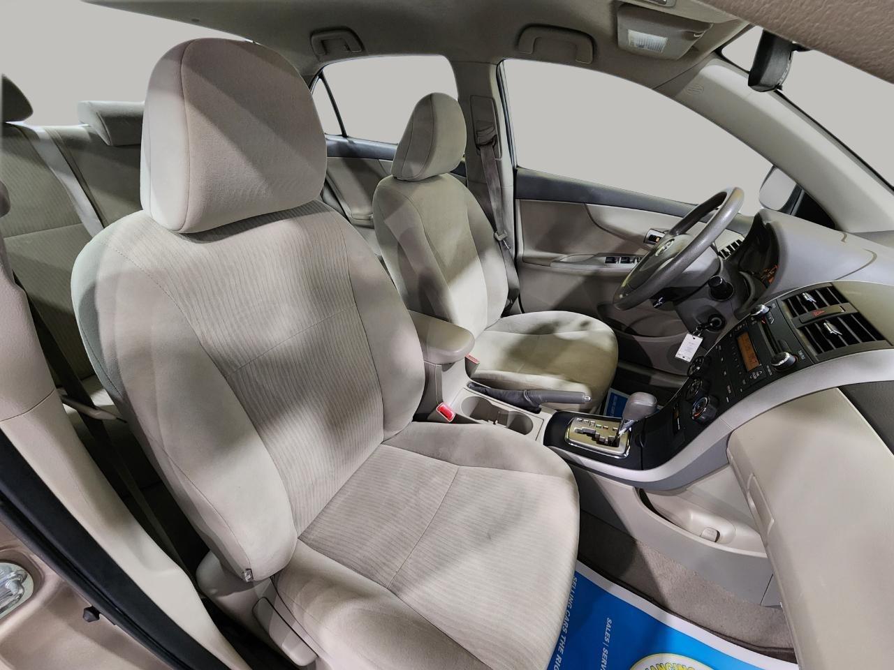 Toyota Corolla  2010