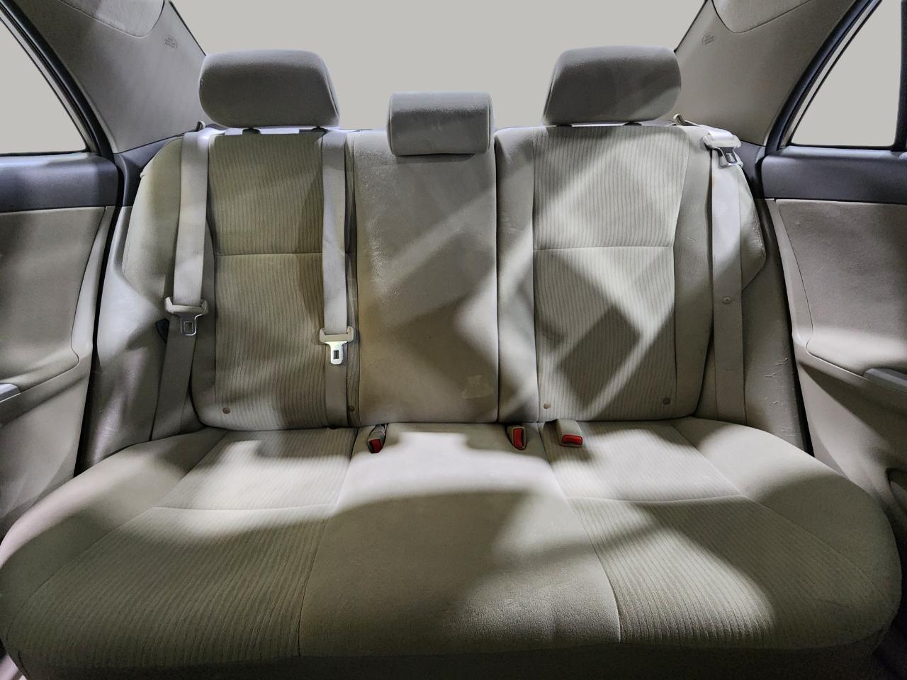 Toyota Corolla  2010