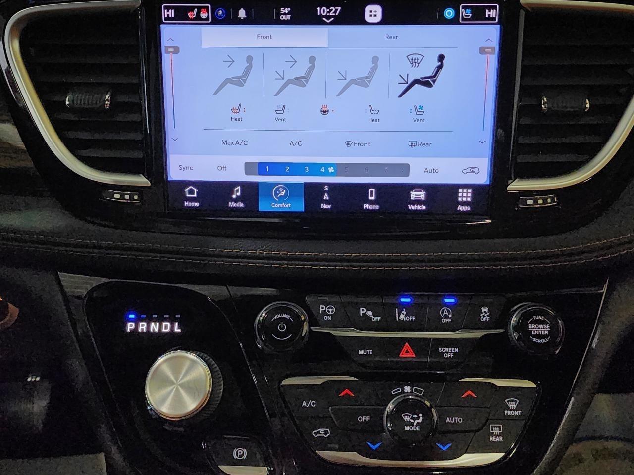 Chrysler Pacifica  2021