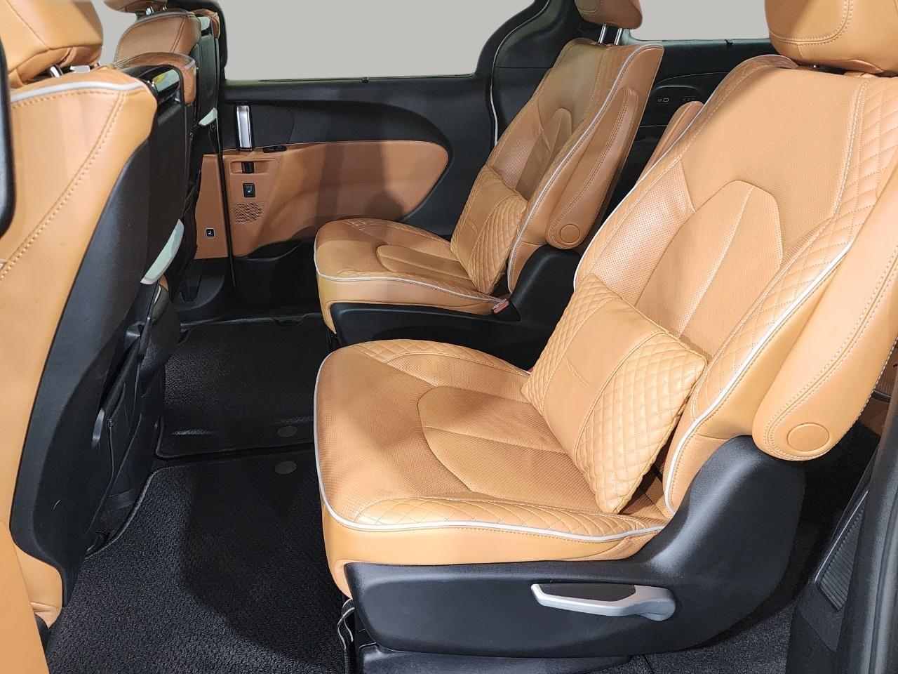 Chrysler Pacifica  2021