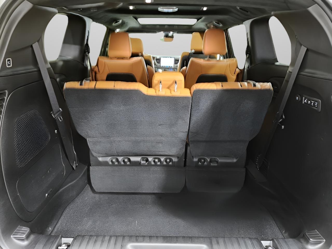 Chrysler Pacifica  2021