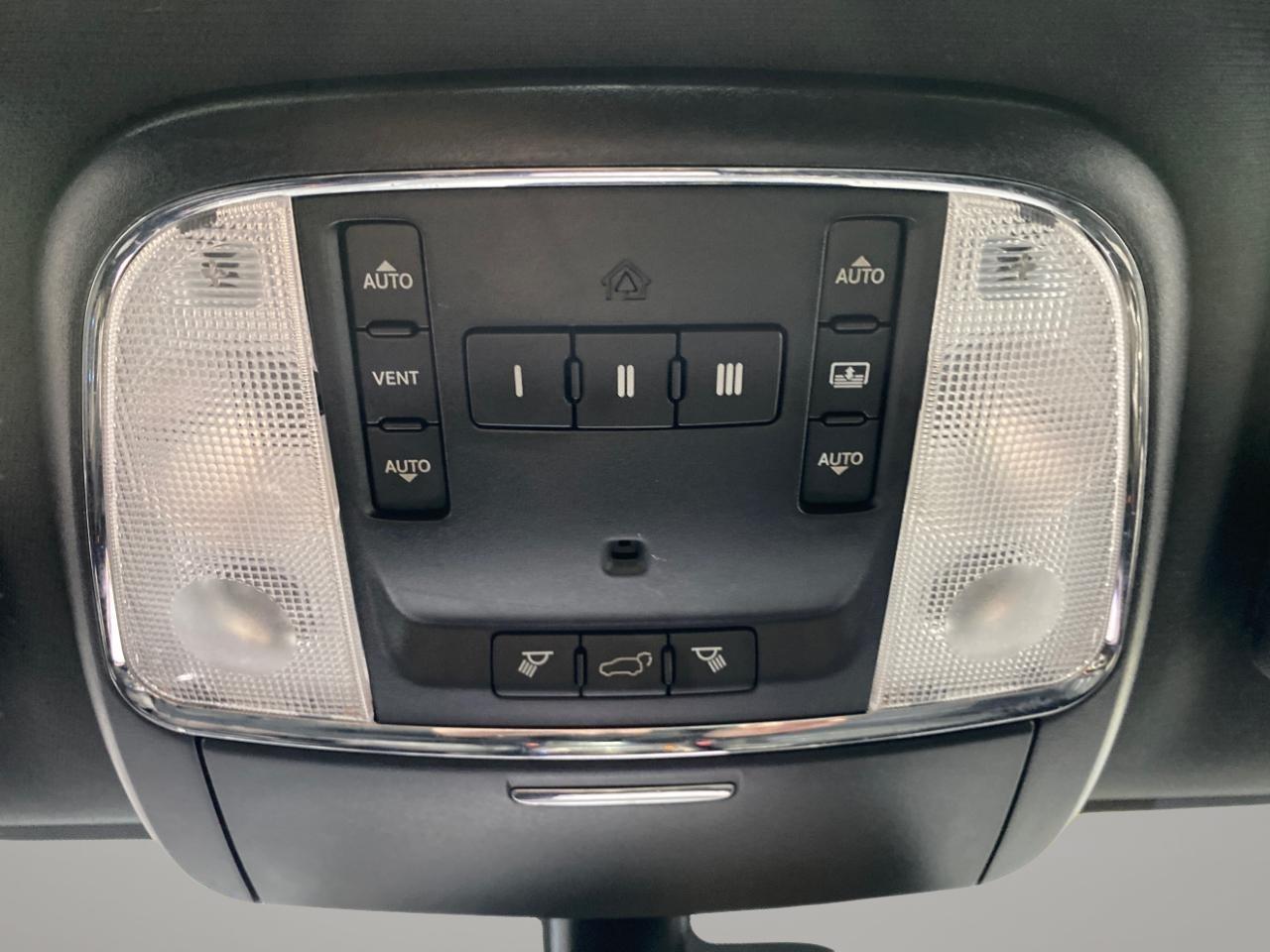 Jeep Grand Cherokee Overland 4WD 2015