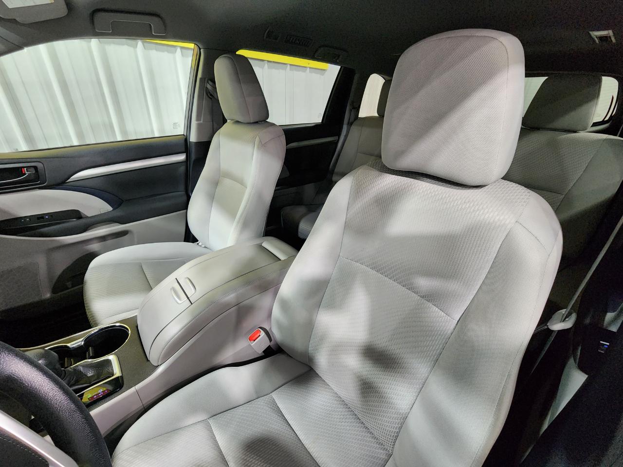 Toyota Highlander  2019