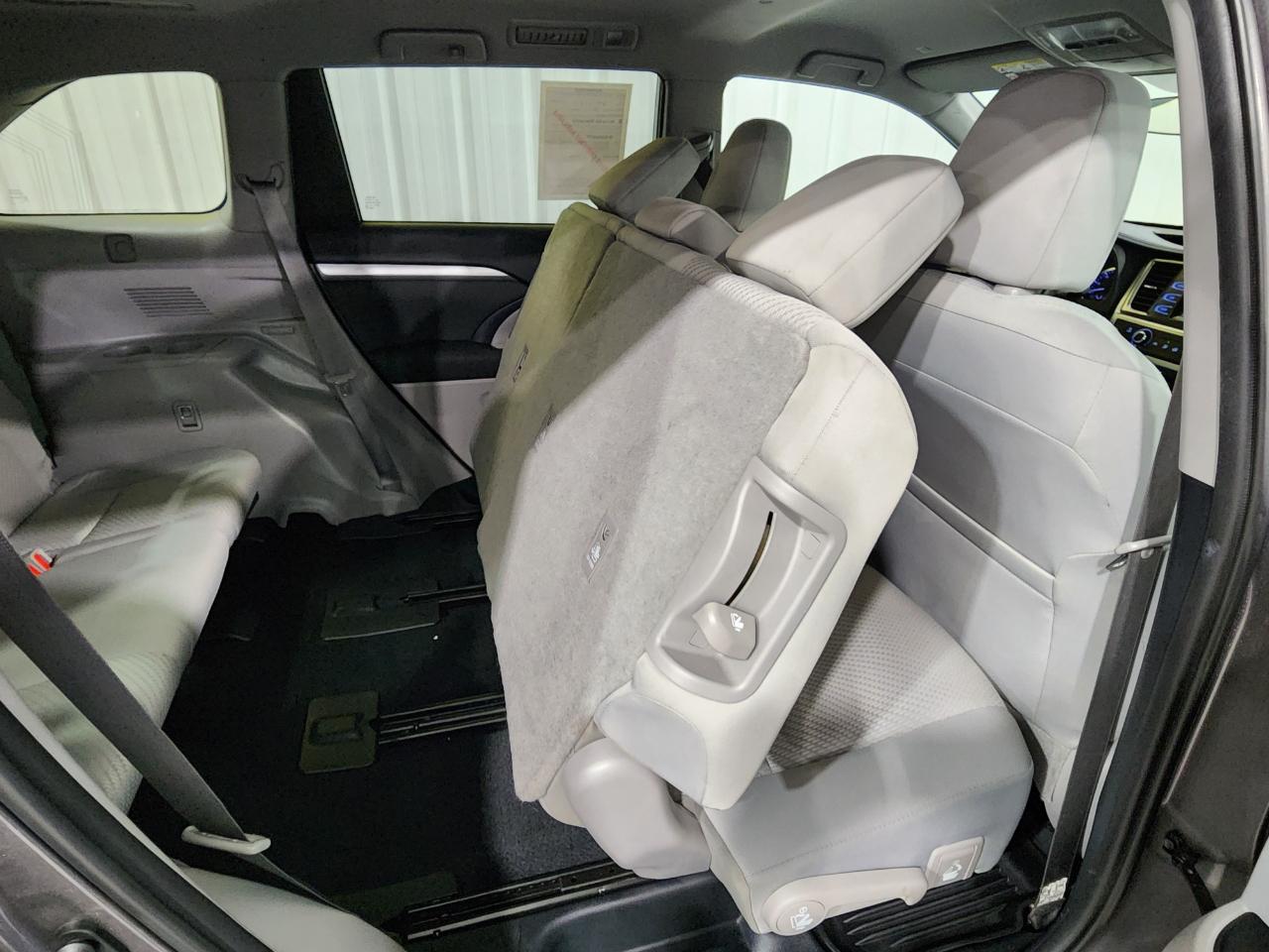 Toyota Highlander  2019