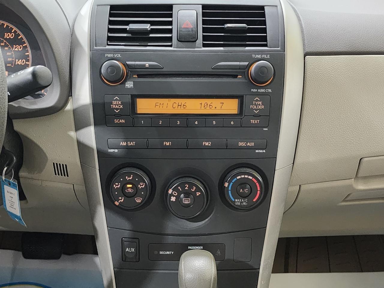 Toyota Corolla  2009