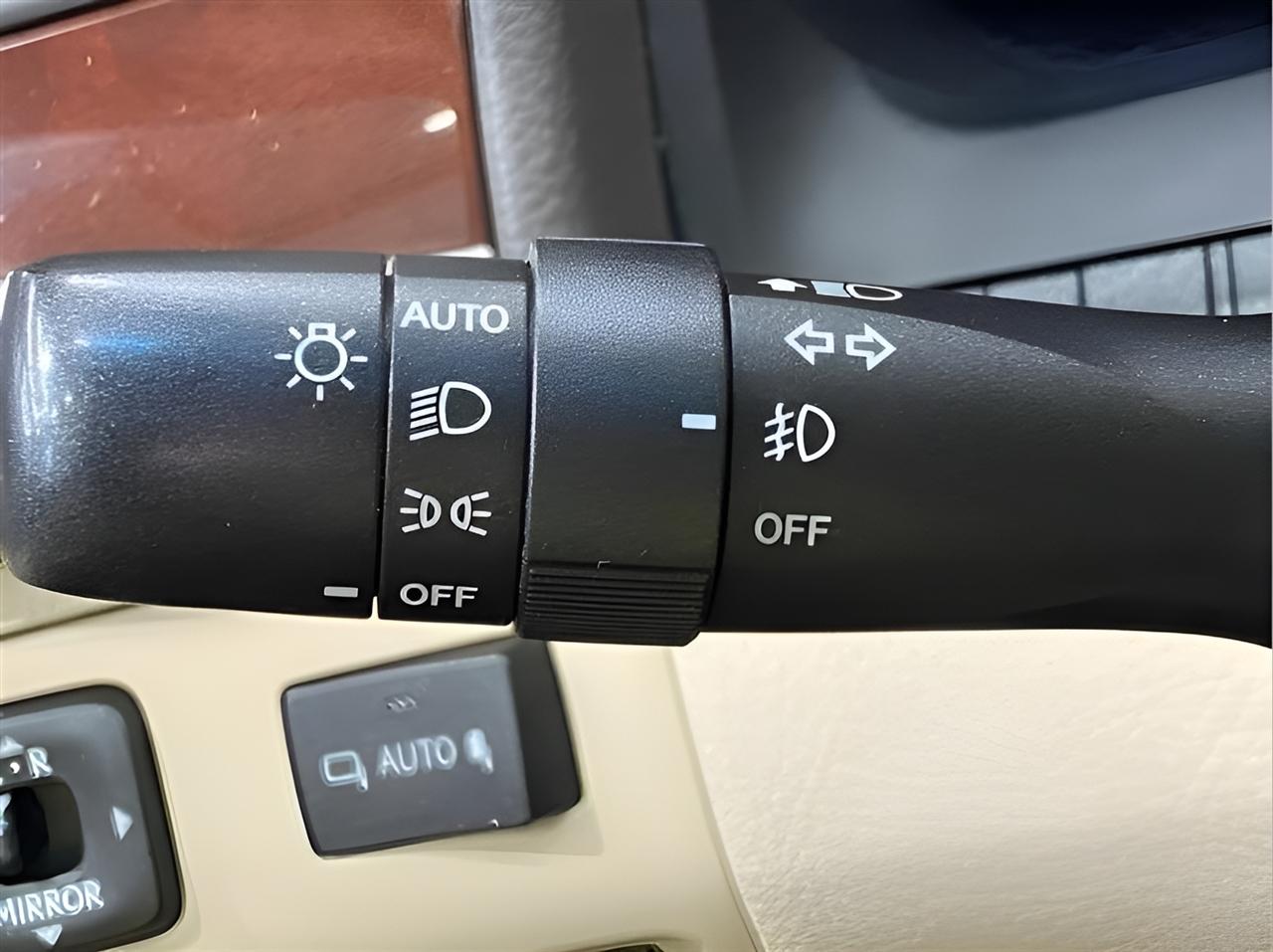 Lexus LS 460 Luxury Sedan AWD 2013