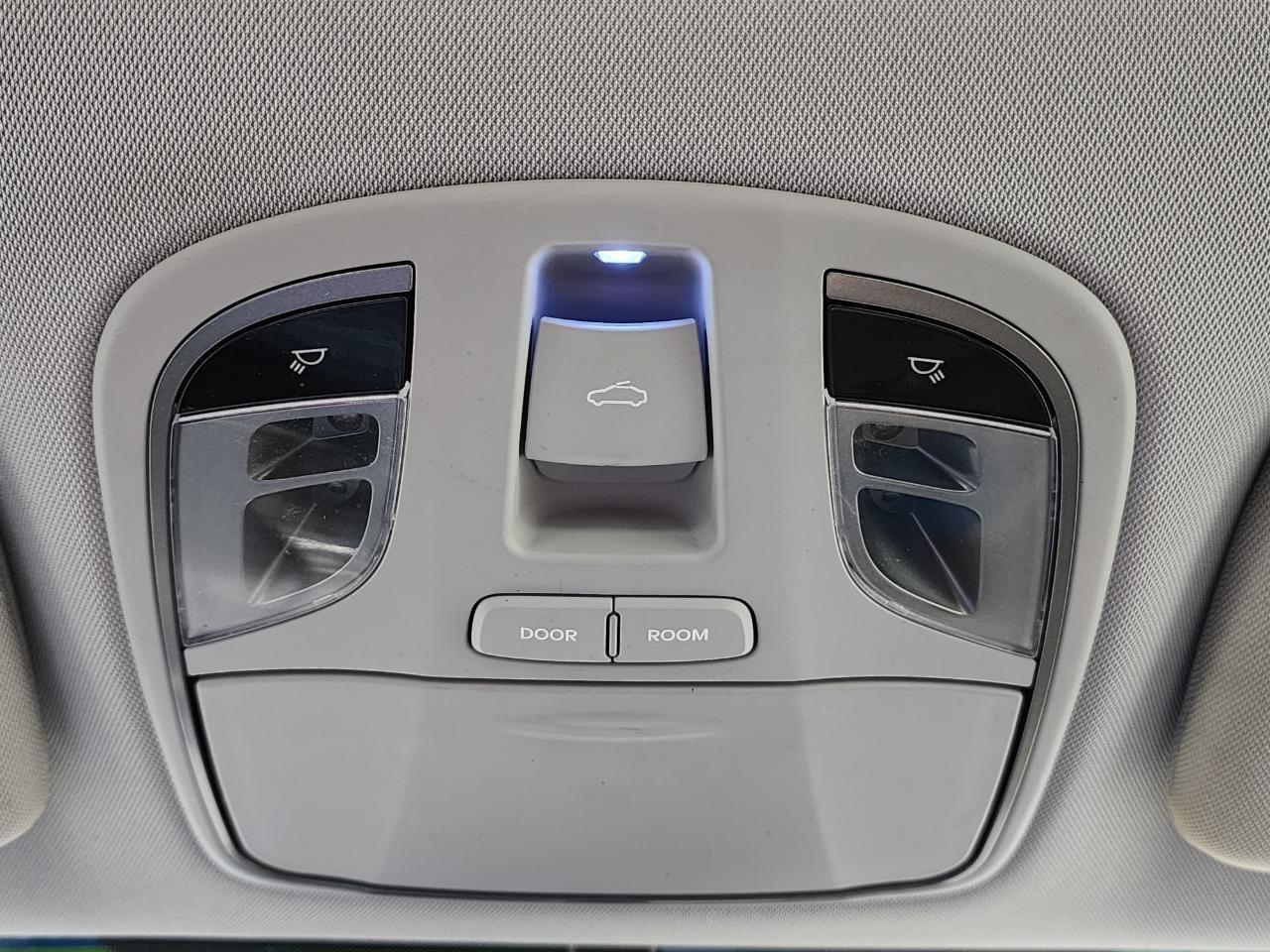 Hyundai Sonata Hybrid  2015