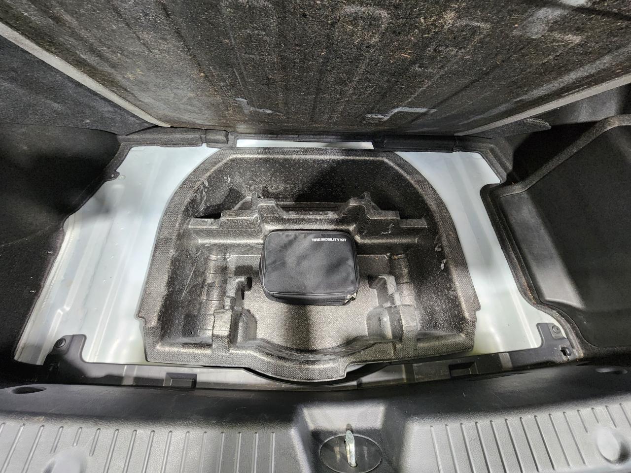 Hyundai Sonata Hybrid  2015