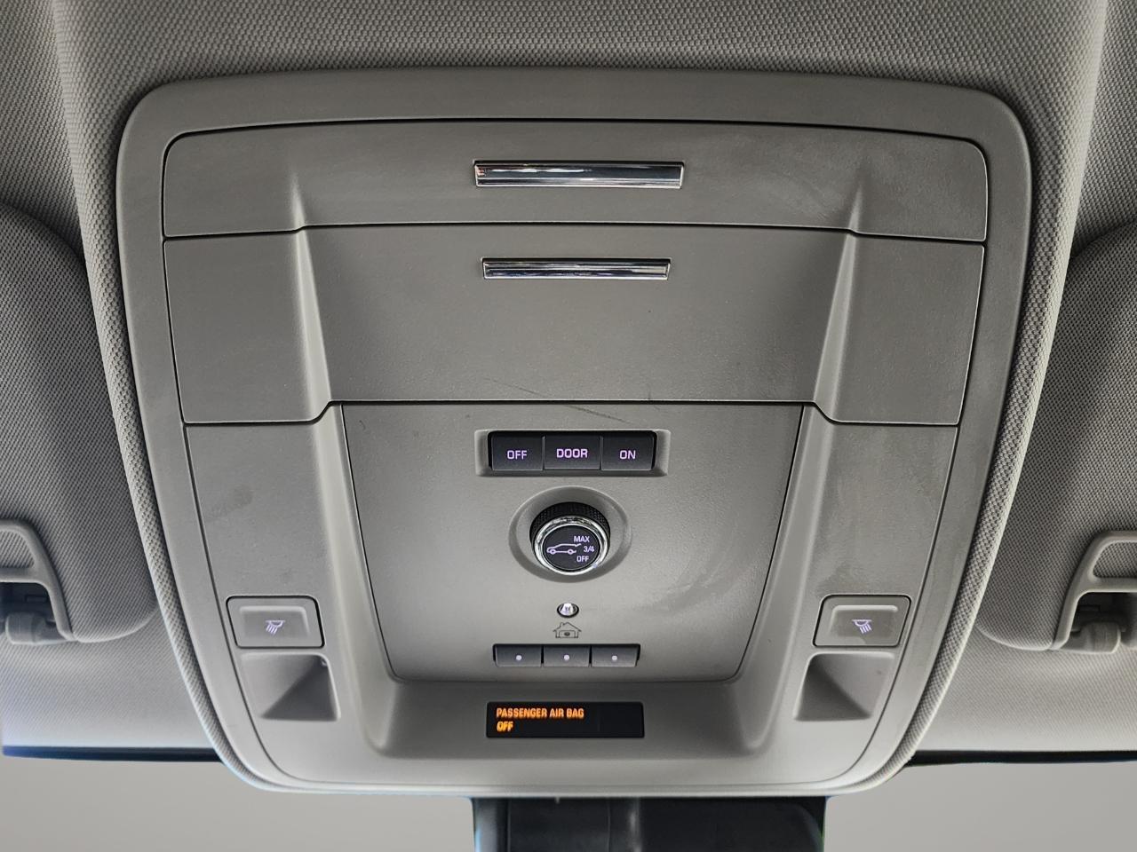 Chevrolet Suburban  2018