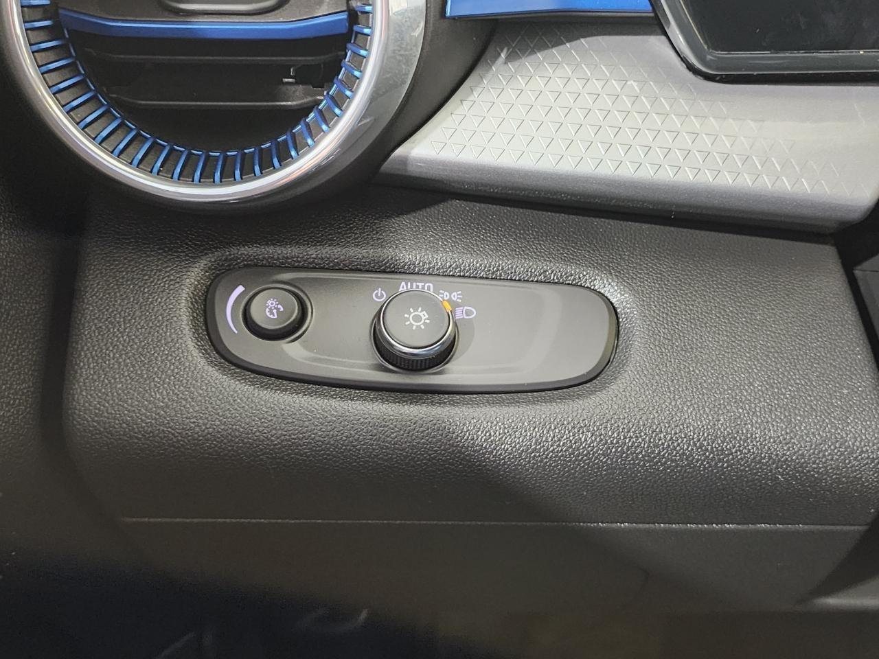 Chevrolet Trax  2024