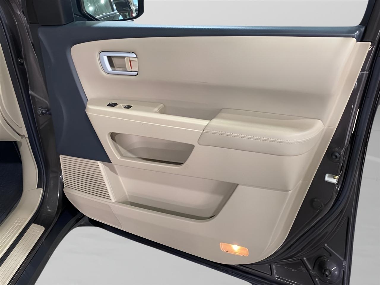 2015 Honda Pilot Touring - Photo 31