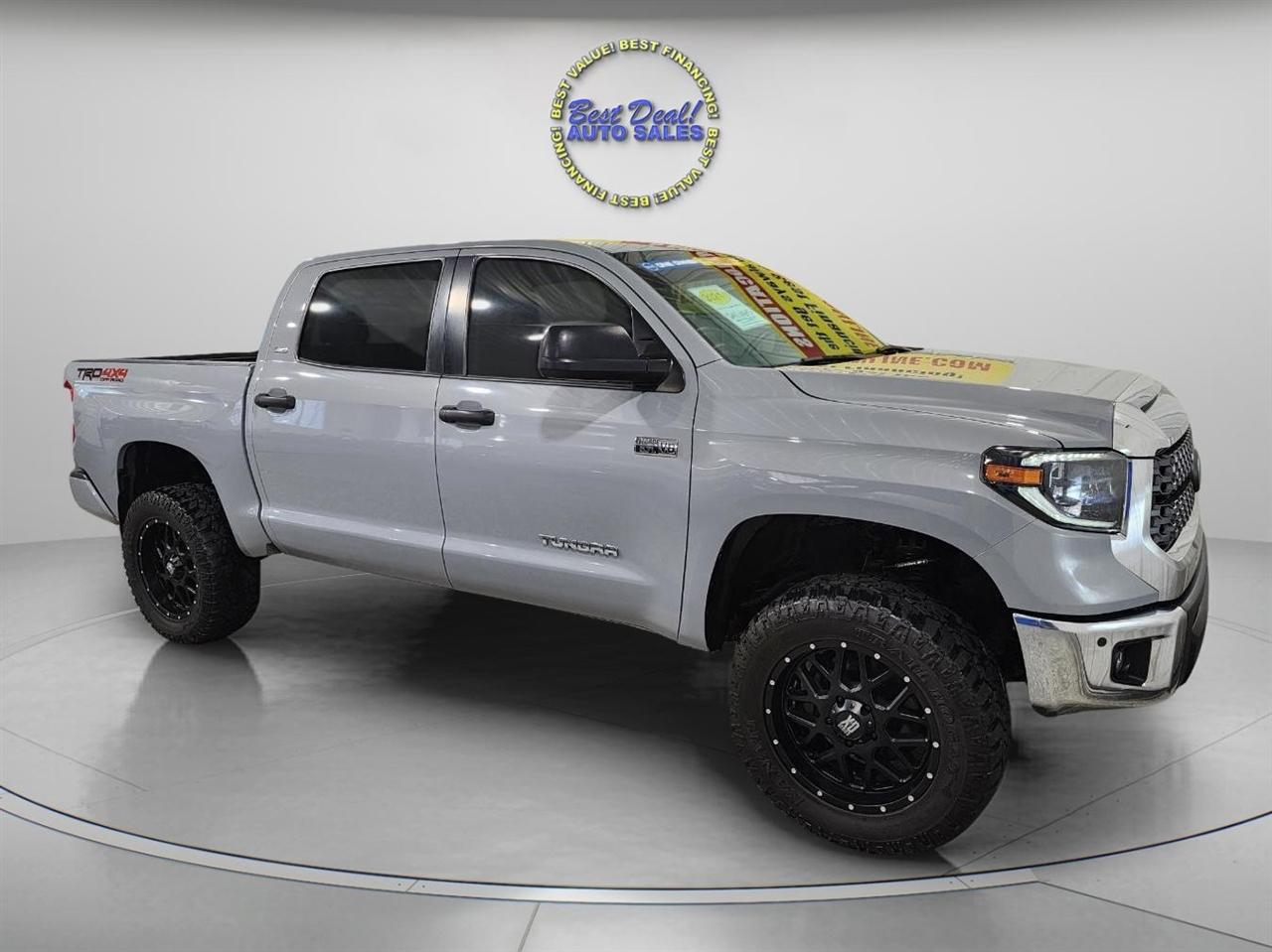 Toyota Tundra  2021