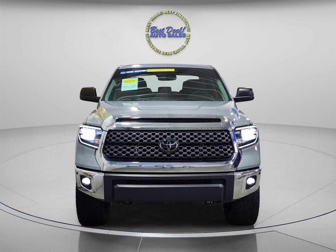 Toyota Tundra  2021