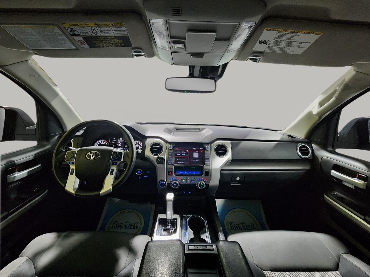 Toyota Tundra  2021