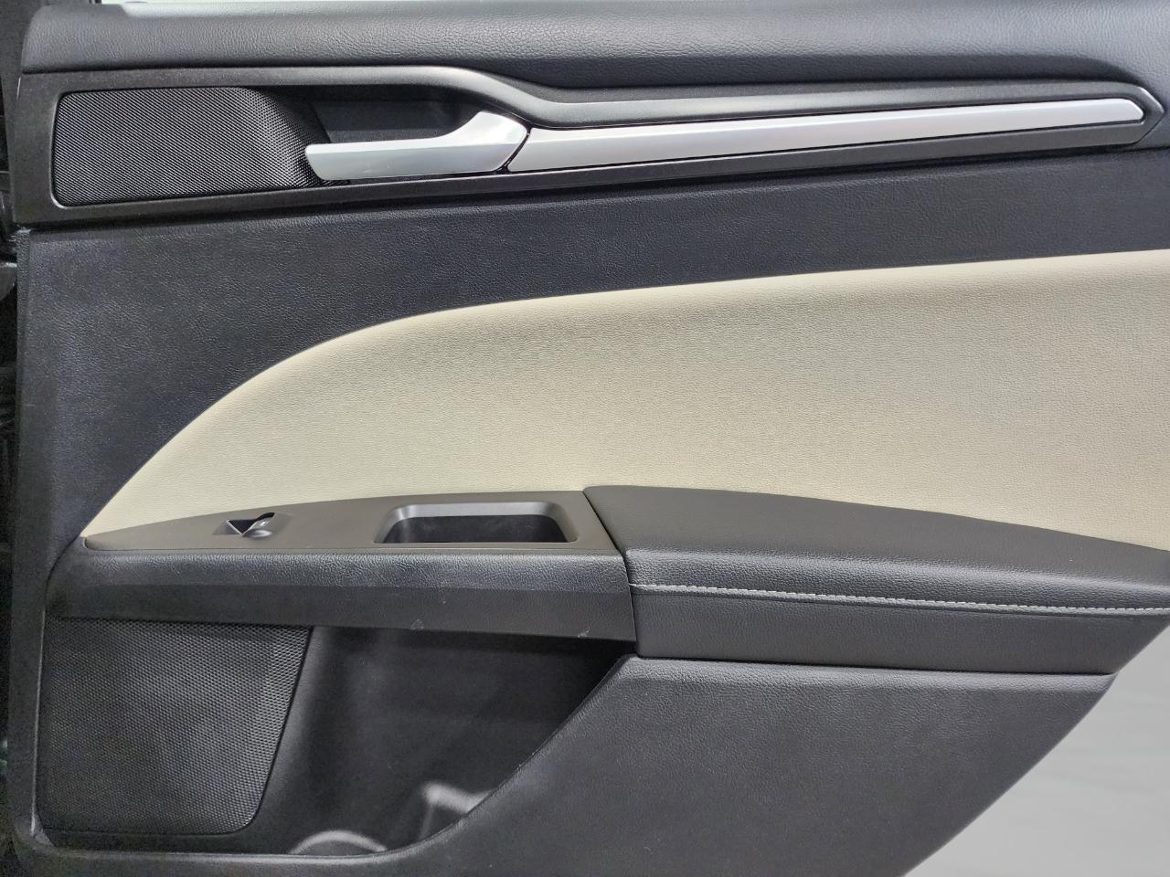 Ford Fusion Energi  2018