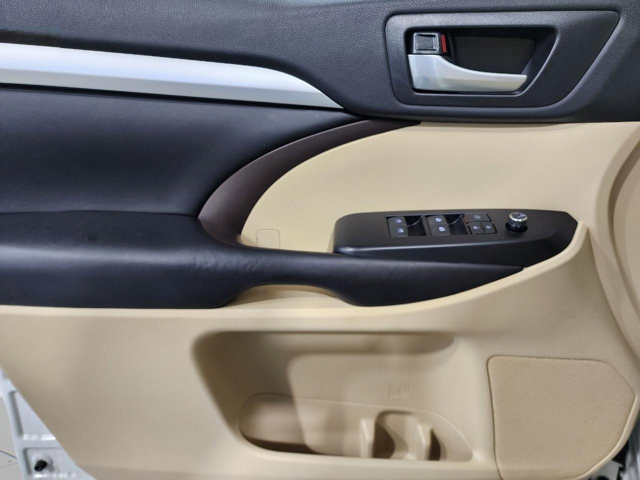 Toyota Highlander Hybrid  2018