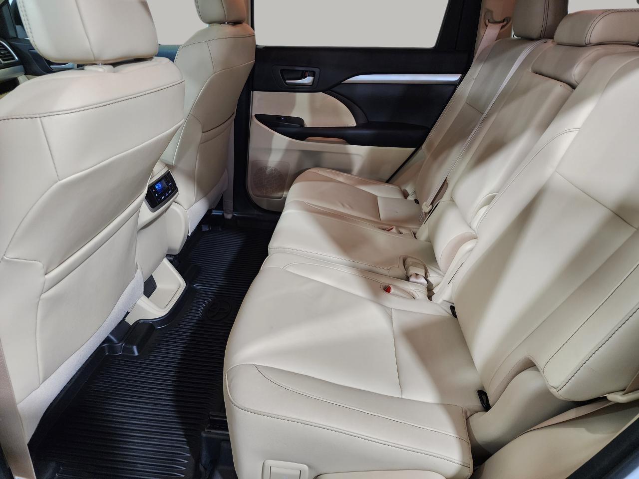 Toyota Highlander Hybrid  2018