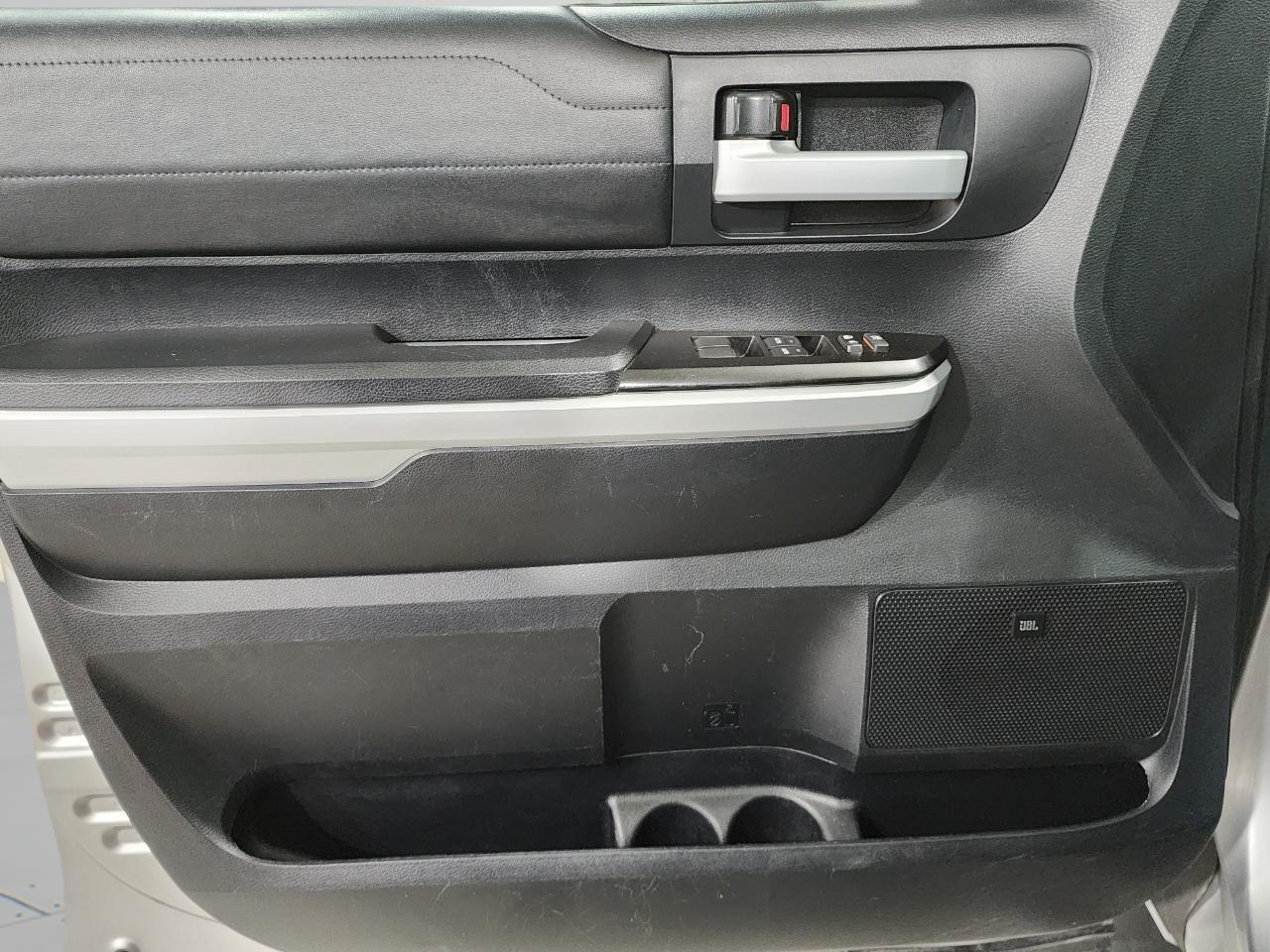 Toyota Tundra Limited 5.7L FFV CrewMax 4WD 2018