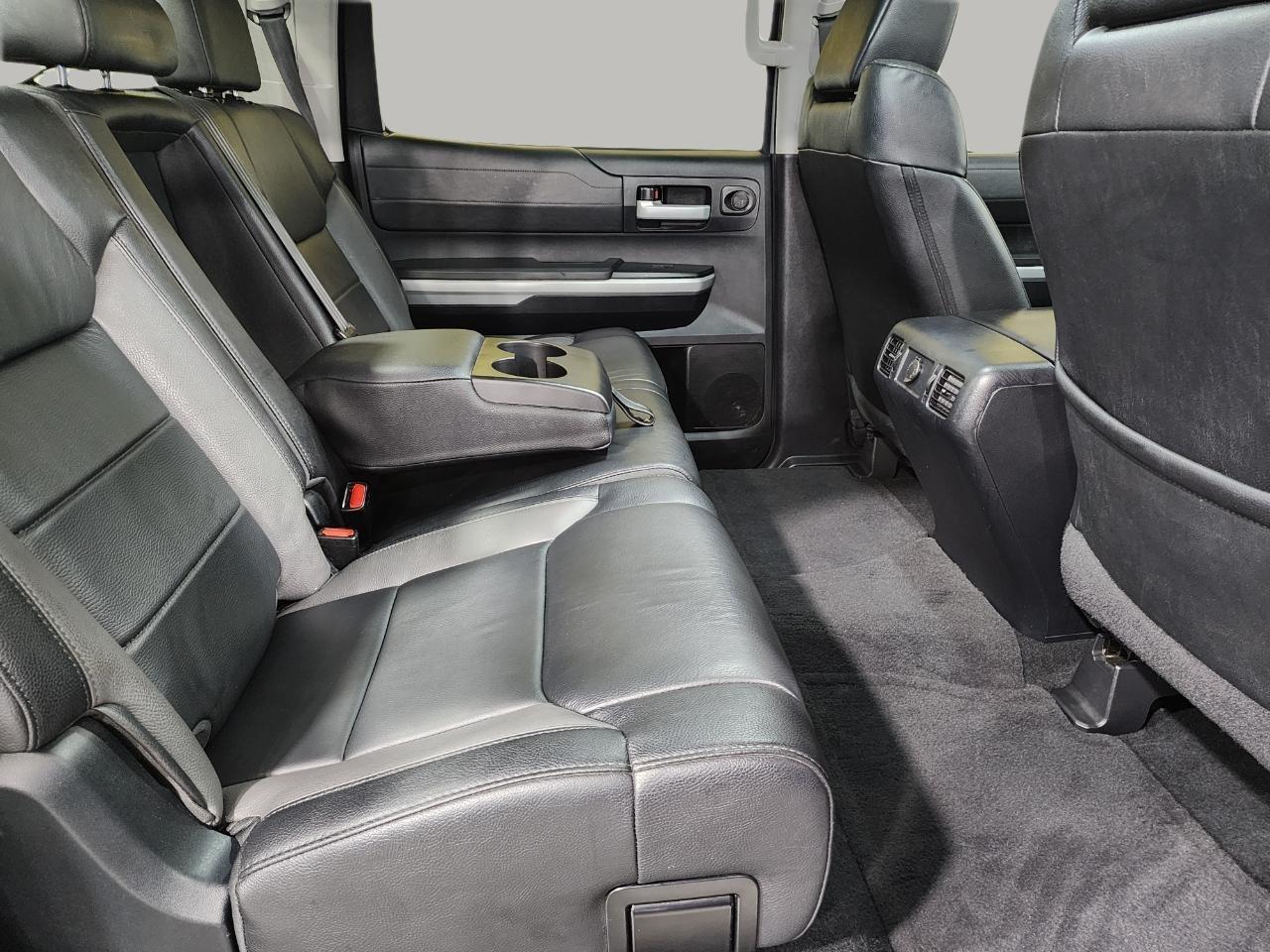 Toyota Tundra Limited 5.7L FFV CrewMax 4WD 2018