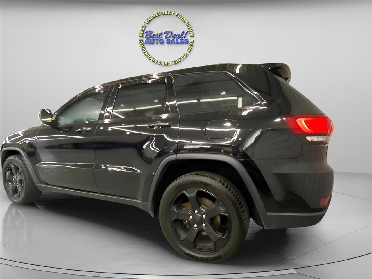 Jeep Grand Cherokee Laredo 4WD 2018